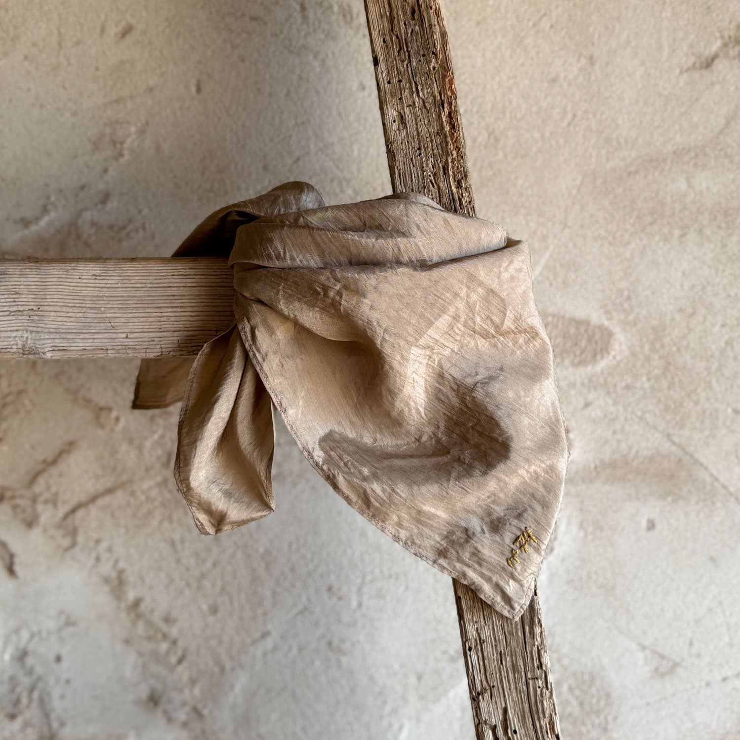 carmel-scarf-women-hs-s054-nude-brown-01_42f2535b-5bfe-4a30-81e6-d9875f093c29.jpg