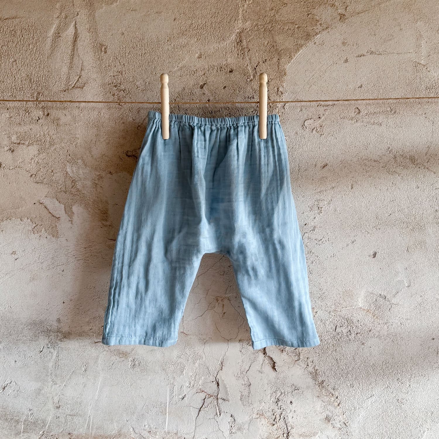 theo-pants-baby-ds-s046-sweet-blue-01_a465263a-0602-4223-bfab-5c7f01f7e31c.jpg